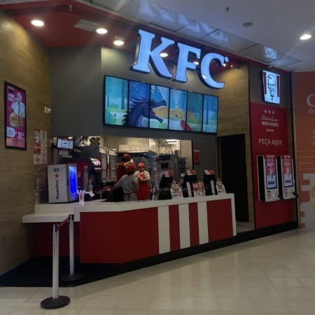 Imagem de interna da loja kfc